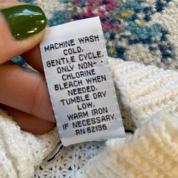 Vintage Y2K Guess Waffle Knit Mock Neck Sweater Size Small - Picture 4 of 4